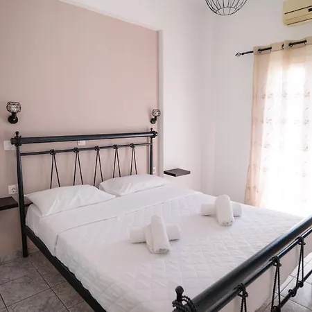 Daire Mary Perissa (Santorini)