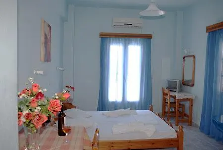 Lägenhetshotell Mary Perissa (Santorini)