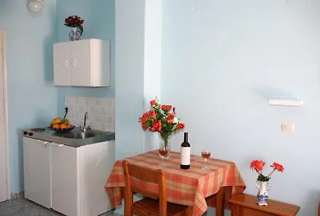 Mary アパートホテル 3*